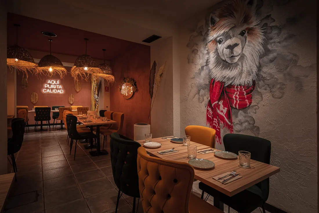 Ambiente del restaurante La Cúspide, cocina peruana